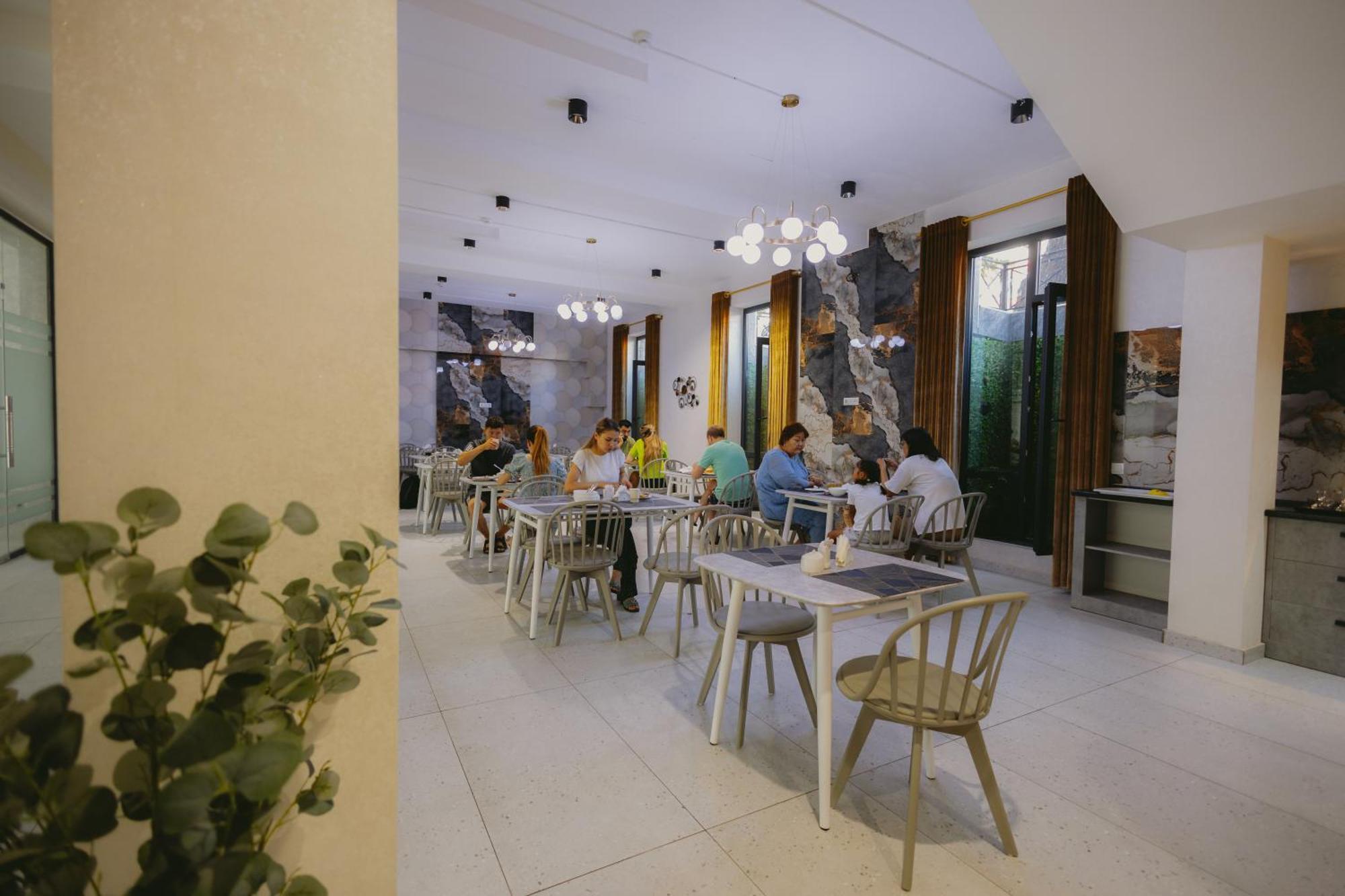 Beshchinor Hotel Tashkent Exterior photo