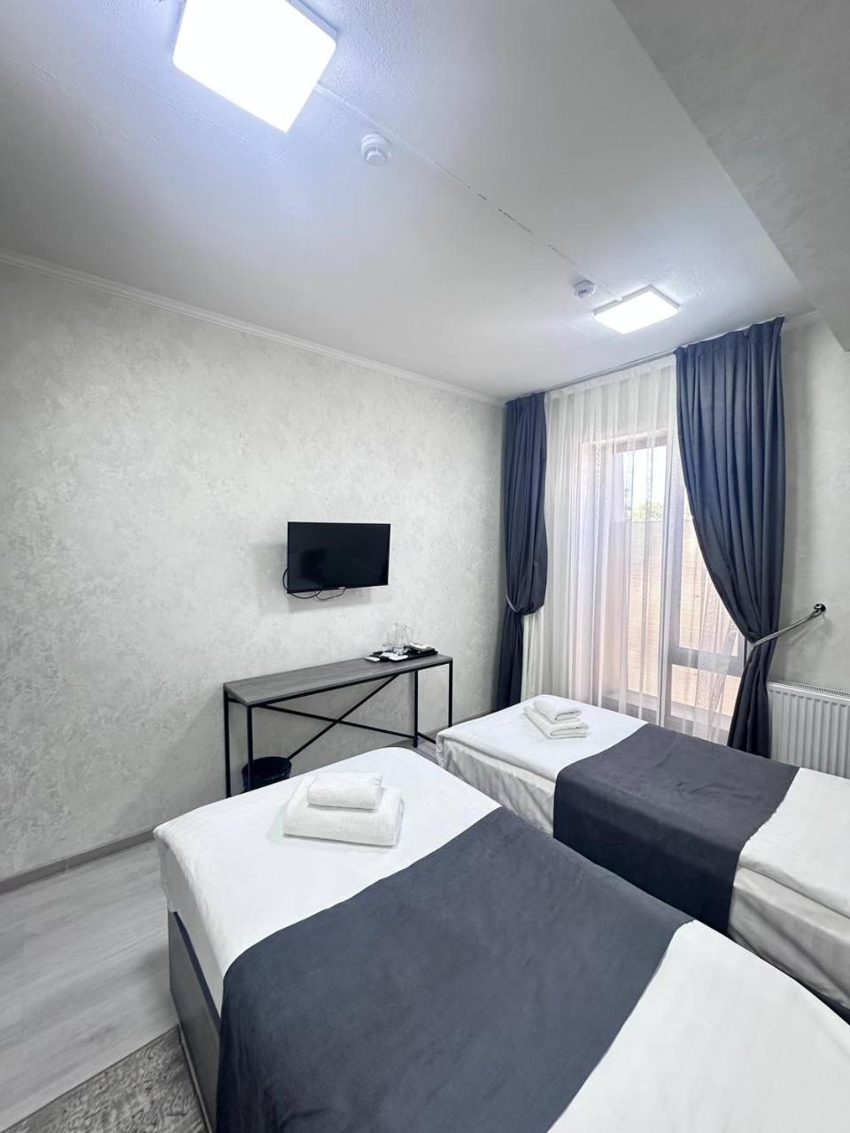 Beshchinor Hotel Tashkent Exterior photo